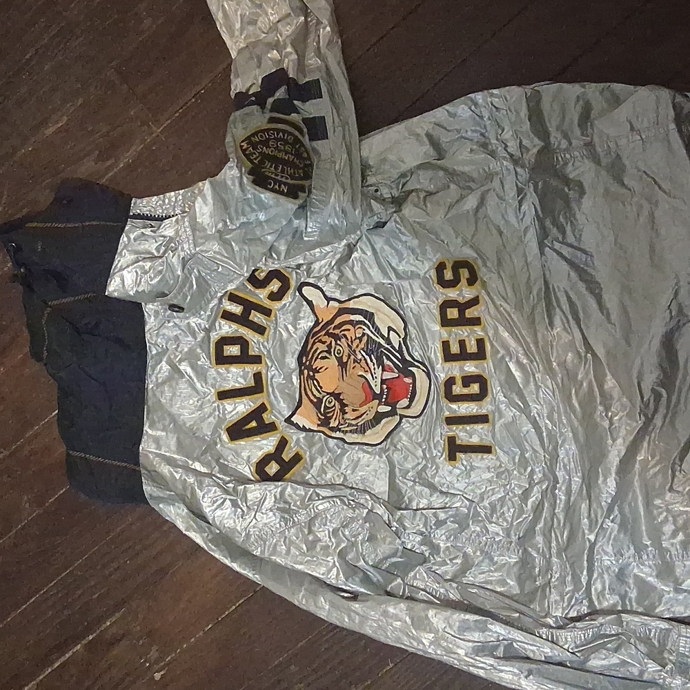 Polo Ralph Lauren Tiger Silver Jacket with Yellow Hood - Picture 4 of 6